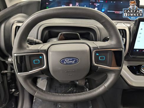 Used 2025 Ford Expedition Active AWD/4WD image 19