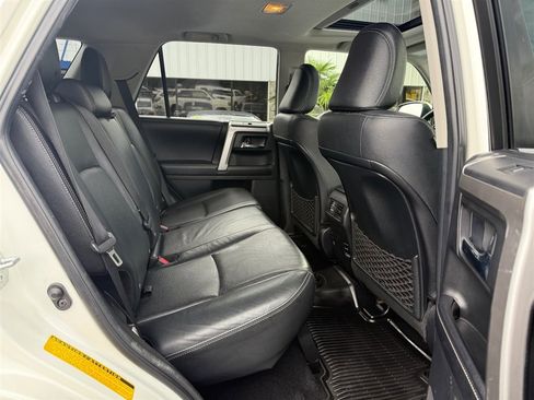 Used 2016 Toyota 4Runner 4WD image 11