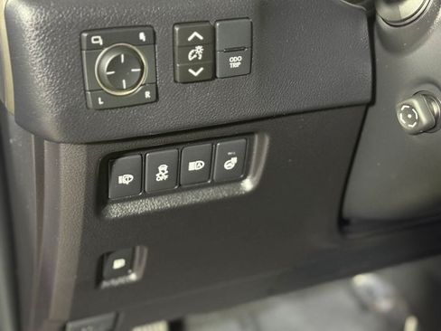 Used 2021 Lexus GX 460 Premium w/ Premium Package AWD/4WD image 18
