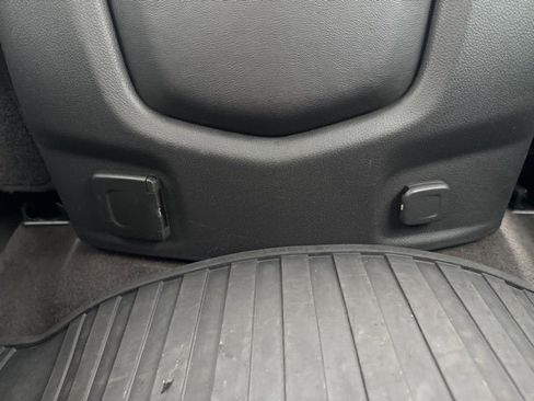 Used 2020 Cadillac Escalade ESV Premium Luxury w/ LPO, Radiant Package image 24