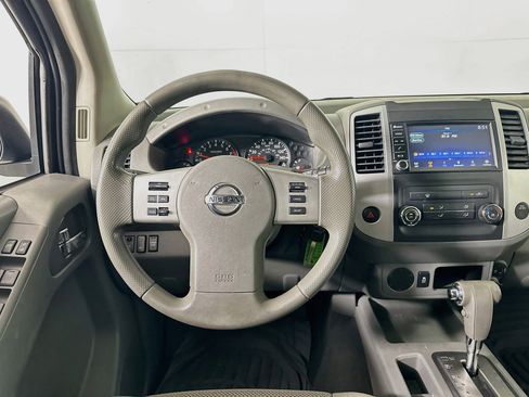 Used 2019 Nissan Frontier SV RWD image 17