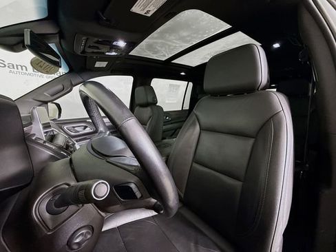 Used 2021 Chevrolet Suburban Z71 w/ Luxury Package image 24