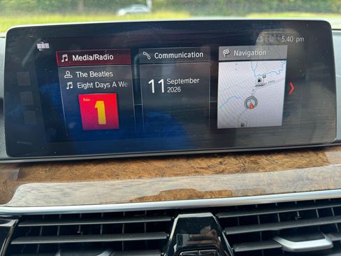 Used 2017 BMW 530i RWD image 18