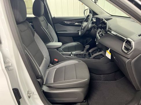 New 2026 Chevrolet TrailBlazer LS FWD image 21