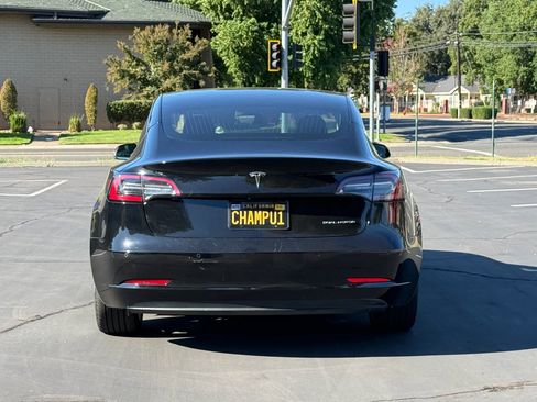 Used 2018 Tesla Model 3 Long Range image 6