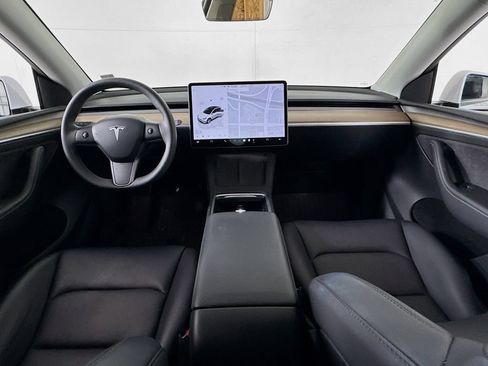 Used 2023 Tesla Model Y Long Range AWD/4WD image 37