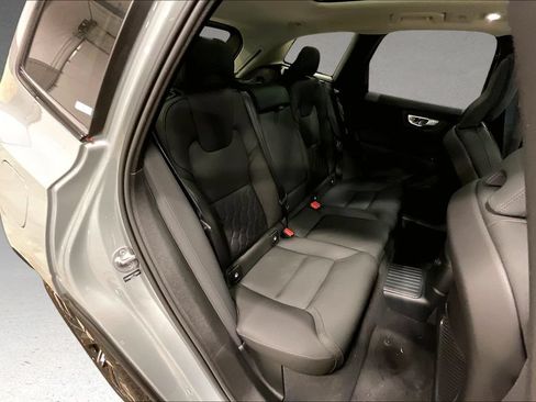 New 2026 Volvo XC60 T8 Plus w/ Protection Package Premier AWD/4WD image 9