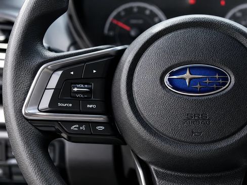 Used 2018 Subaru Impreza 2.0i AWD/4WD image 13
