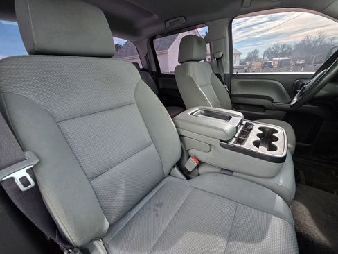 Used 2017 Chevrolet Silverado 1500 W/T w/ Trailering Package image 8