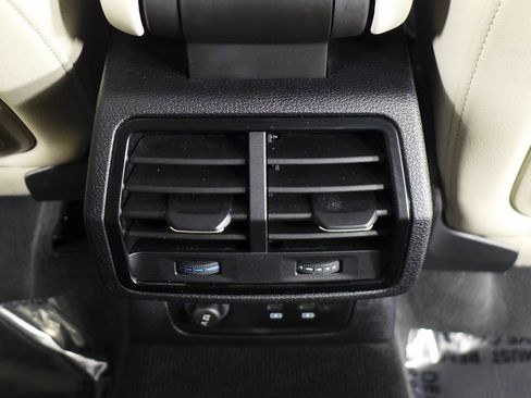 Used 2023 Audi Q3 2.0T Premium w/ Convenience Package image 24