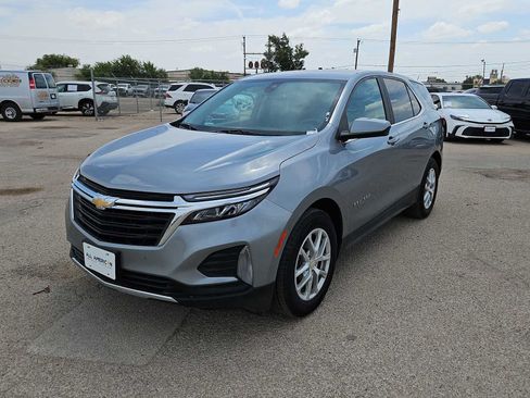 Used 2024 Chevrolet Equinox LT FWD image 4