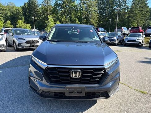 Used 2025 Honda CR-V LX image 6
