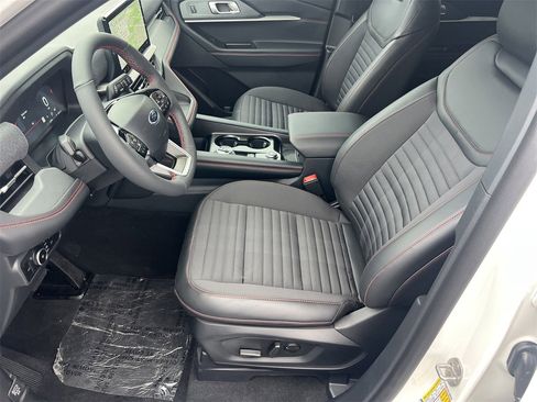 New 2026 Ford Explorer ST-Line w/ Premium Package image 18