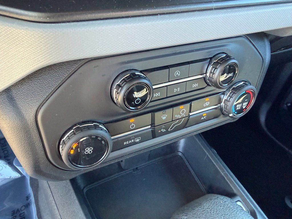 Used 2023 Ford Bronco 2-Door AWD/4WD image 21