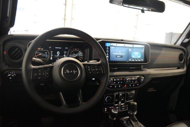 Used 2024 Jeep Wrangler Unlimited Rubicon w/ Safety Group AWD/4WD image 22