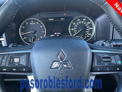 Used 2024 Mitsubishi Outlander SE image 33