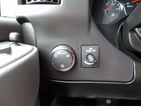 Used 2025 Chevrolet Express 3500 LS RWD image 19