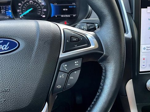 Certified 2022 Ford Edge SEL w/ Convenience Package image 18