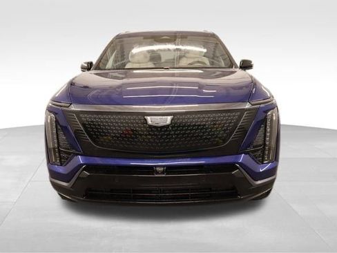 New 2026 Cadillac Vistiq Sport image 6