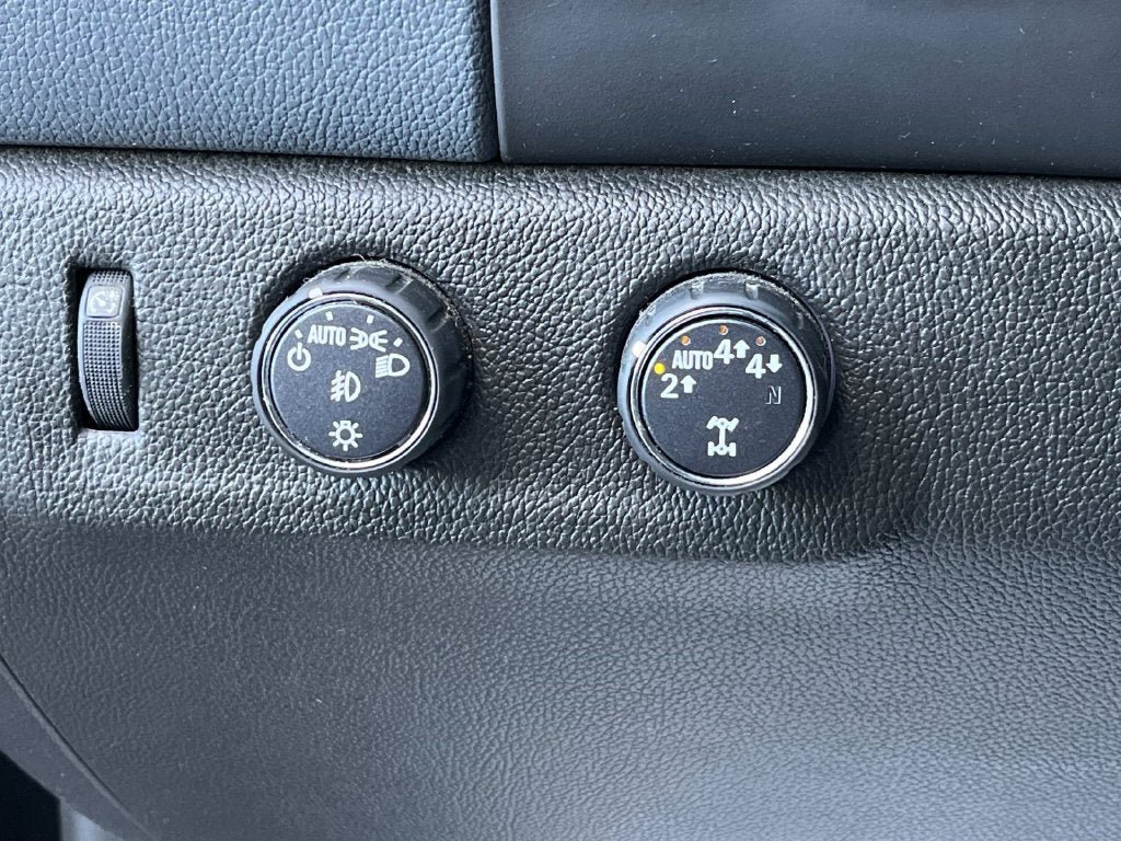 Used 2022 Chevrolet Colorado Z71 AWD/4WD image 29