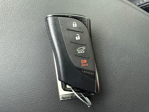 Used 2024 Lexus GX 550 image 31