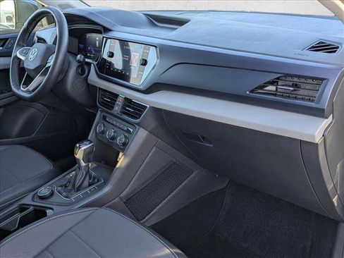 Used 2022 Volkswagen Taos SE image 20