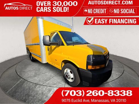 Used 2021 GMC Savana 3500 Extended w/ Power Convenience Package RWD image 1