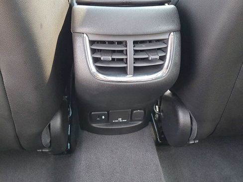 Used 2021 Chevrolet Malibu Premier image 11