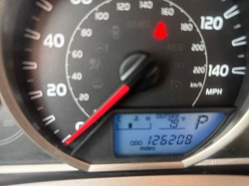 Used 2013 Toyota RAV4 LE AWD/4WD image 13
