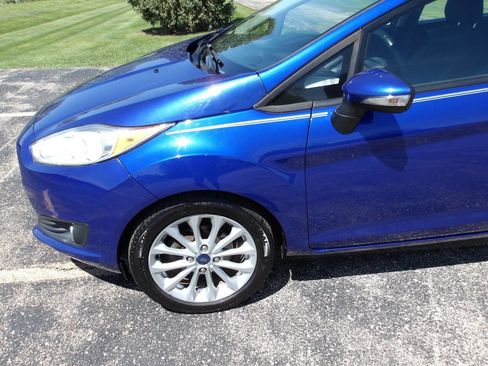 Used 2014 Ford Fiesta SE w/ Equipment Group 201A FWD image 29
