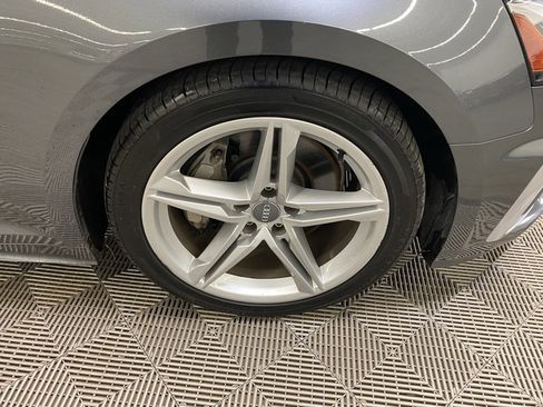Used 2021 Audi A5 2.0T Premium image 2