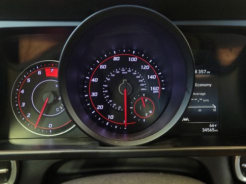 Used 2023 Hyundai Elantra SEL w/ Preferred Accessory Package FWD image 23
