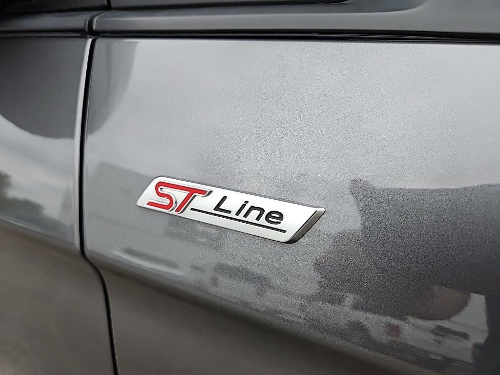 Used 2023 Ford Edge ST-Line AWD/4WD image 4