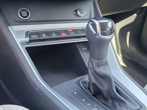 Used 2021 Audi Q3 2.0T Premium image 33