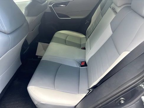 Used 2020 Toyota RAV4 XLE Premium FWD image 14