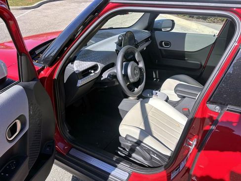 Certified 2025 MINI Cooper S image 25