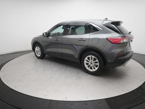 Used 2022 Ford Escape SE w/ Convenience Package AWD/4WD image 32