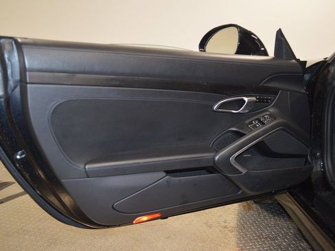 Certified 2019 Porsche 911 Targa 4 GTS image 17