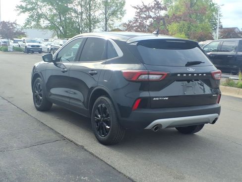 Certified 2023 Ford Escape Active w/ Tech Pack #2 AWD/4WD image 4