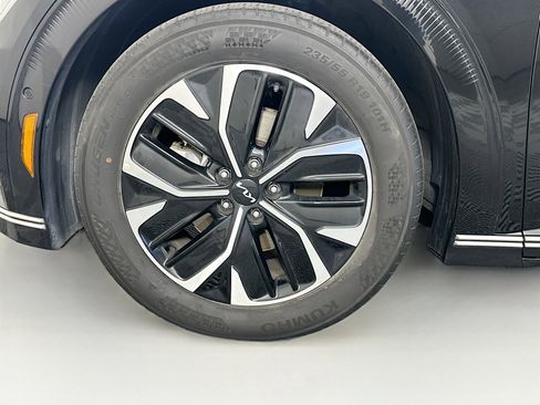 Used 2023 Kia EV6 Wind w/ Wind Technology Package RWD image 11