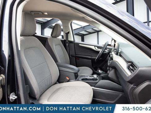 Used 2021 Ford Escape SE w/ SE Sport Appearance Package FWD image 19