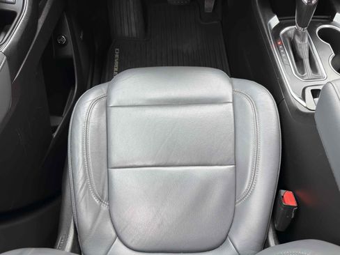 Used 2019 Chevrolet Traverse LT w/ LT Premium Package image 22