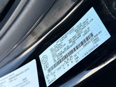 Certified 2018 Ford F350 Platinum w/ Platinum Ultimate Package image 17