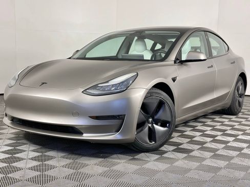 Used 2018 Tesla Model 3 Long Range AWD/4WD image 39