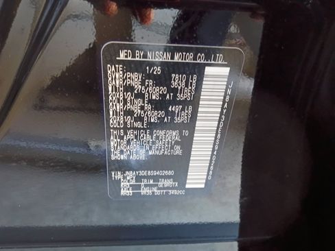 Used 2025 Nissan Armada PRO-4X AWD/4WD image 35