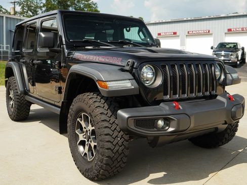 Used 2020 Jeep Wrangler Unlimited Rubicon w/ LED Lighting Group AWD/4WD image 38