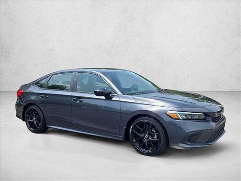 Used 2024 Honda Civic Sport image 3