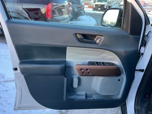 Used 2024 Ford Maverick Lariat w/ 4K Tow Package image 13