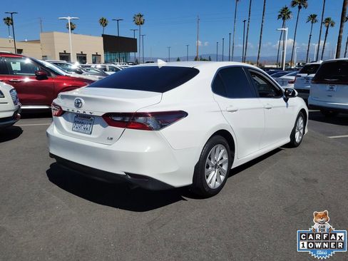 Used 2023 Toyota Camry LE w/ Convenience Package FWD image 4