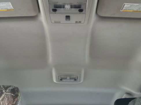 Used 2007 Chevrolet Silverado 2500 W/T w/ Snow Plow Prep Package image 17